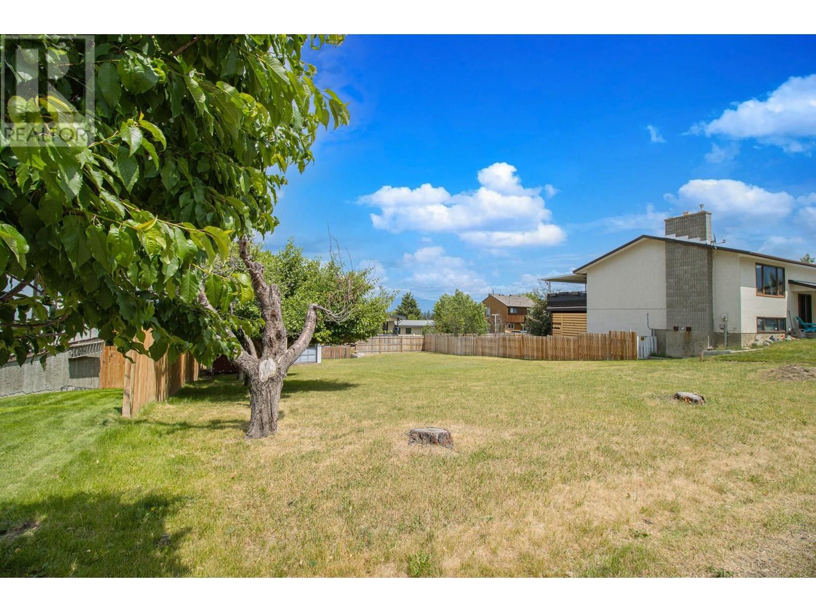  604 16TH  S Street, Cranbrook