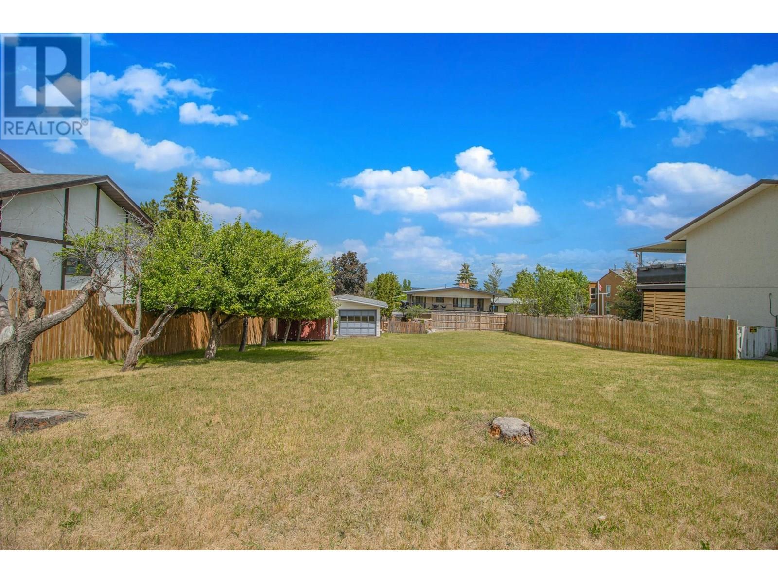  604 16TH  S Street, Cranbrook