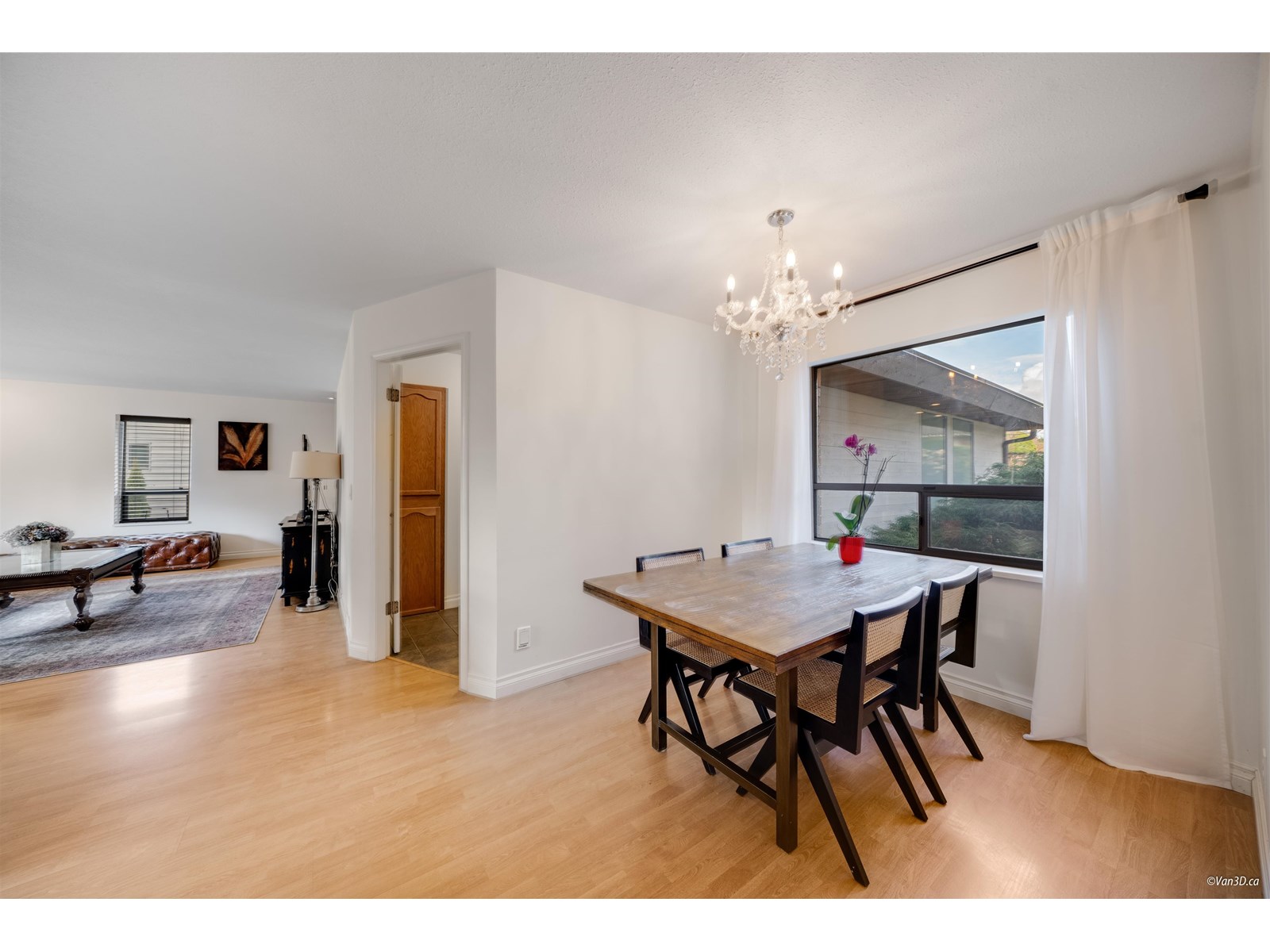 Photo 12 of 2213 129 A Street, Surrey BC