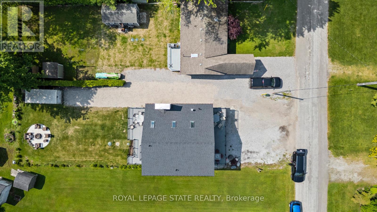 Photo 41 of 12 Park Lane Crescent, Norfolk ON