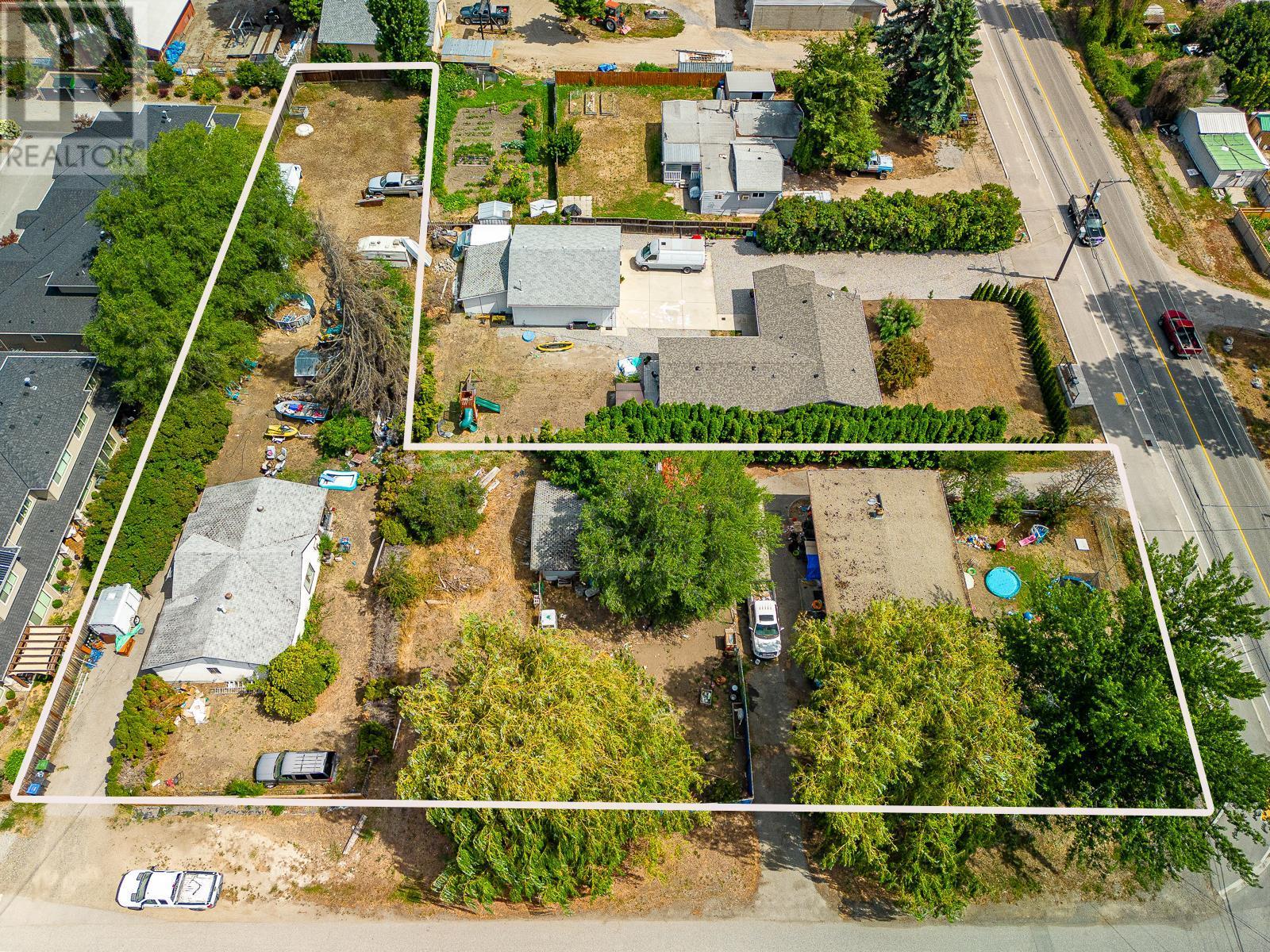  3310 Beaver Lake Road, Lake Country