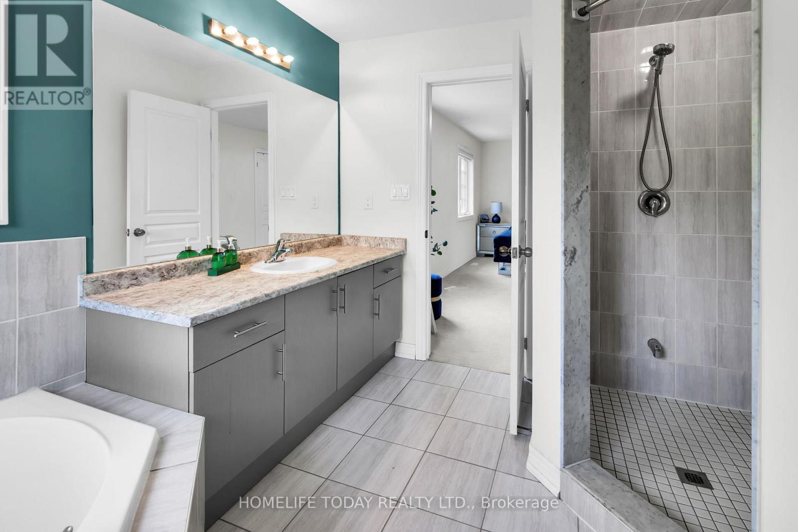 Photo 6 of 265 Bruce Cameron Drive, Clarington ON