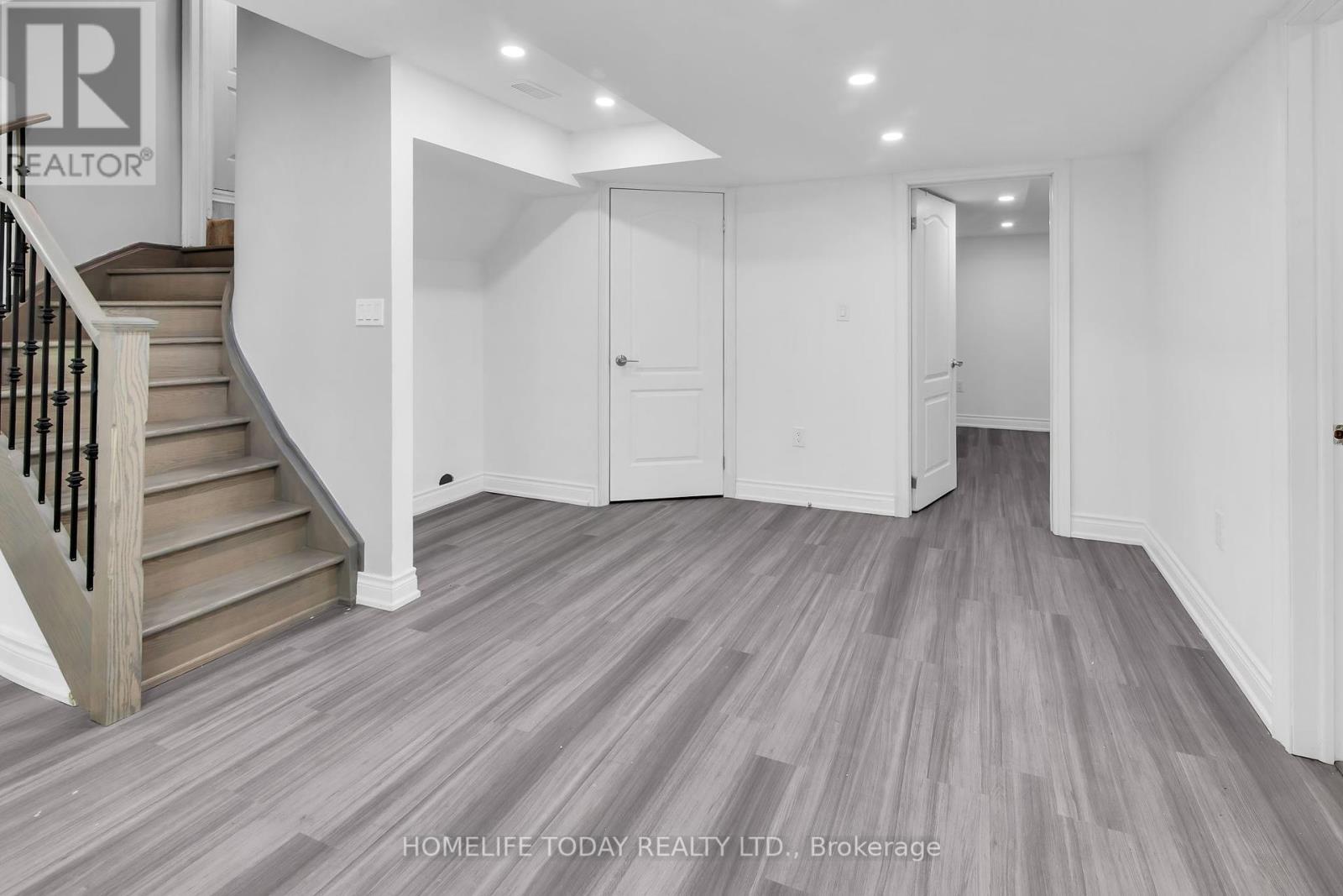 Photo 27 of 265 Bruce Cameron Drive, Clarington ON