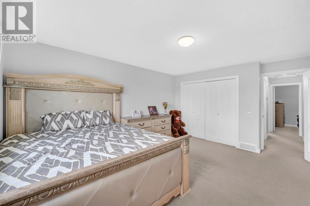 Single Family House for Sale in  Tararidge Close NE Taradale Calgary 