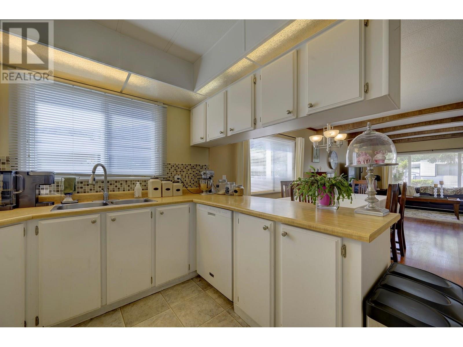 Photo 4 of 2400 Oakdale Way Unit 216, Kamloops BC