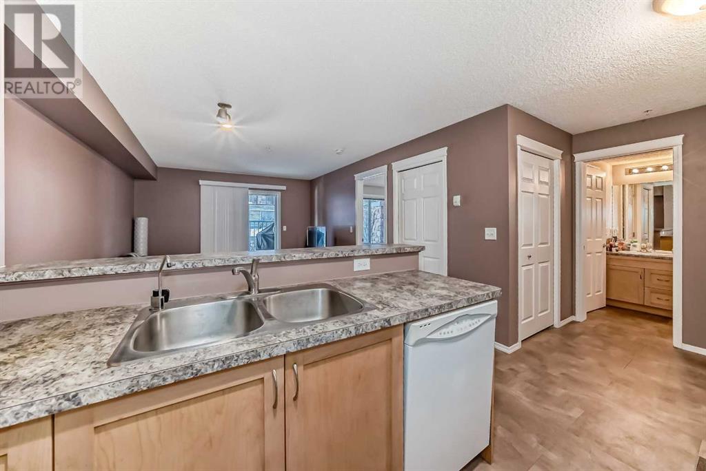 Single Family House for Sale in   Panamount Drive NW Panorama Hills Calgary 