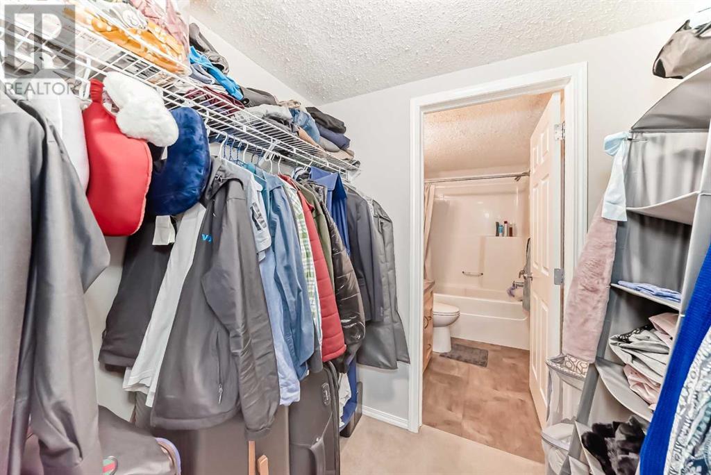 Single Family House for Sale in   Panamount Drive NW Panorama Hills Calgary 