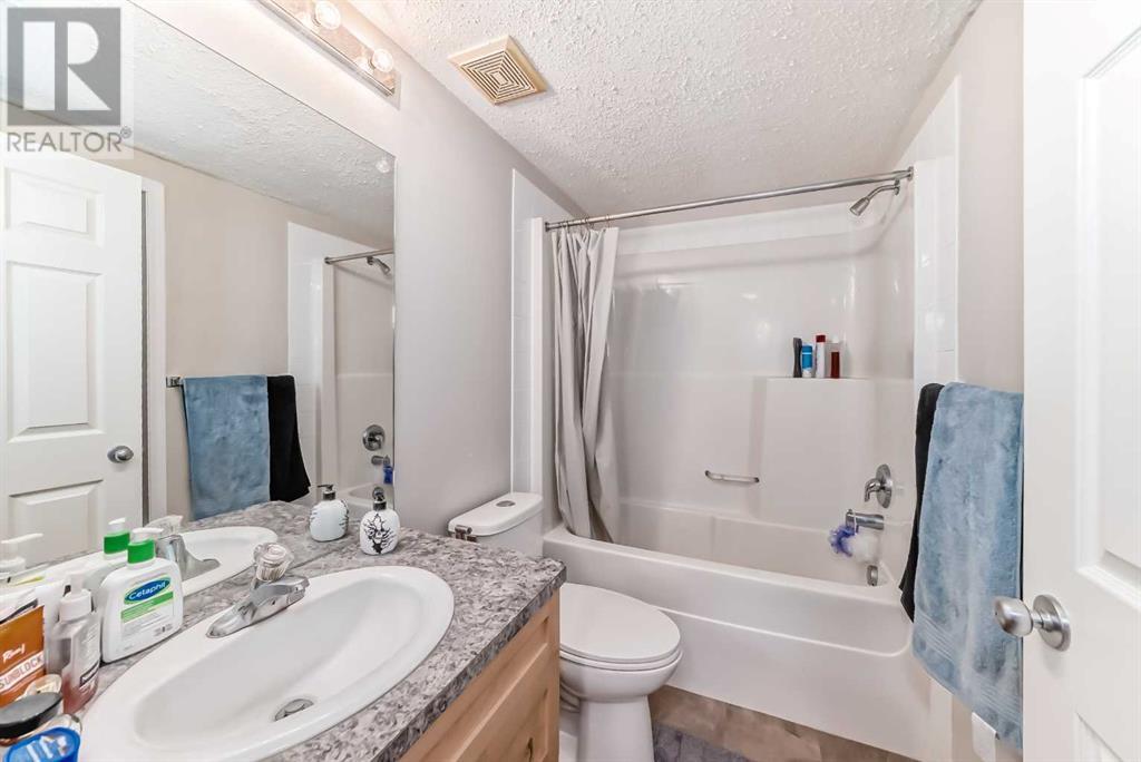 Single Family House for Sale in   Panamount Drive NW Panorama Hills Calgary 