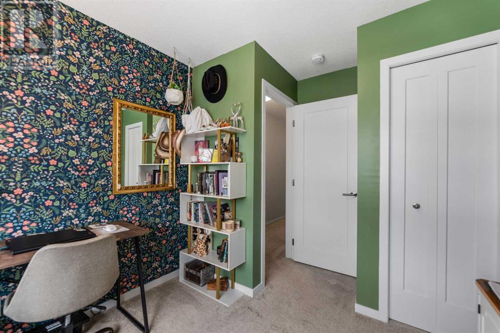 Single Family House for Sale in  Copperstone Manor SE Copperfield Calgary 