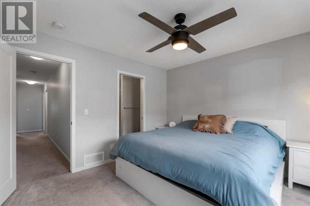 Single Family House for Sale in  Copperstone Manor SE Copperfield Calgary 
