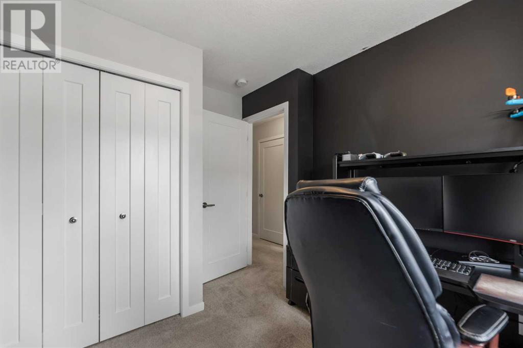 Single Family House for Sale in  Copperstone Manor SE Copperfield Calgary 