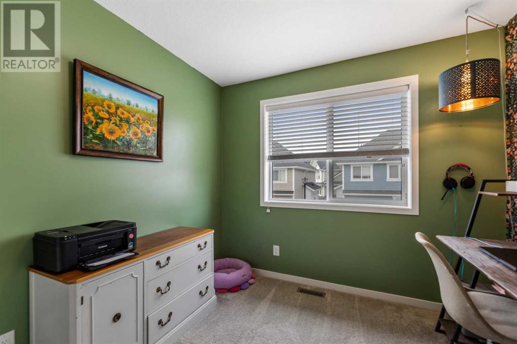 Single Family House for Sale in  Copperstone Manor SE Copperfield Calgary 