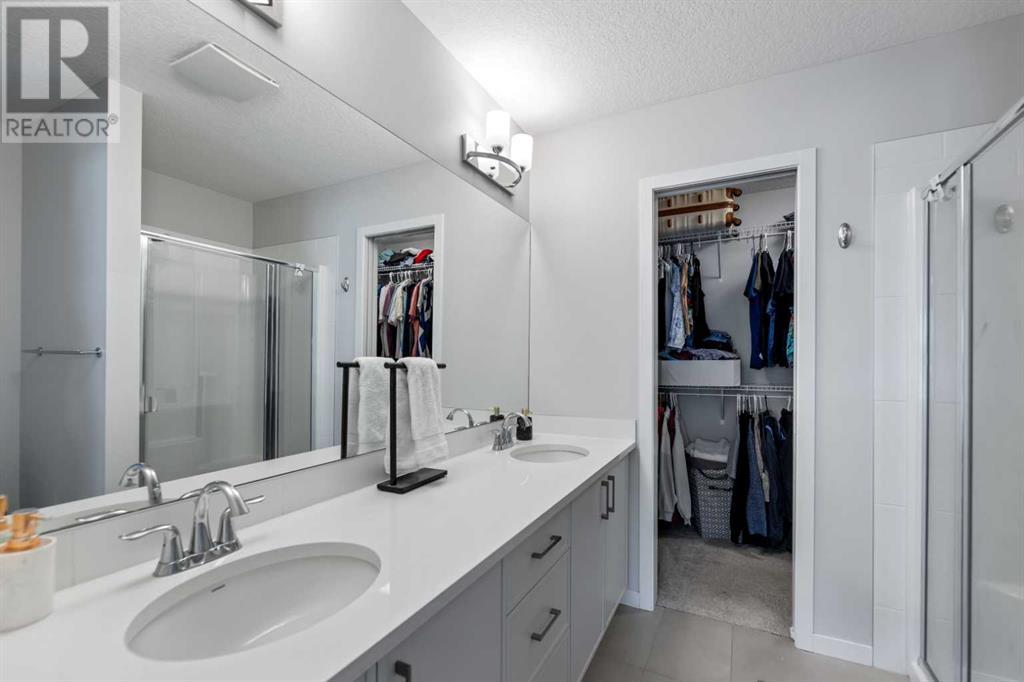 Single Family House for Sale in  Copperstone Manor SE Copperfield Calgary 
