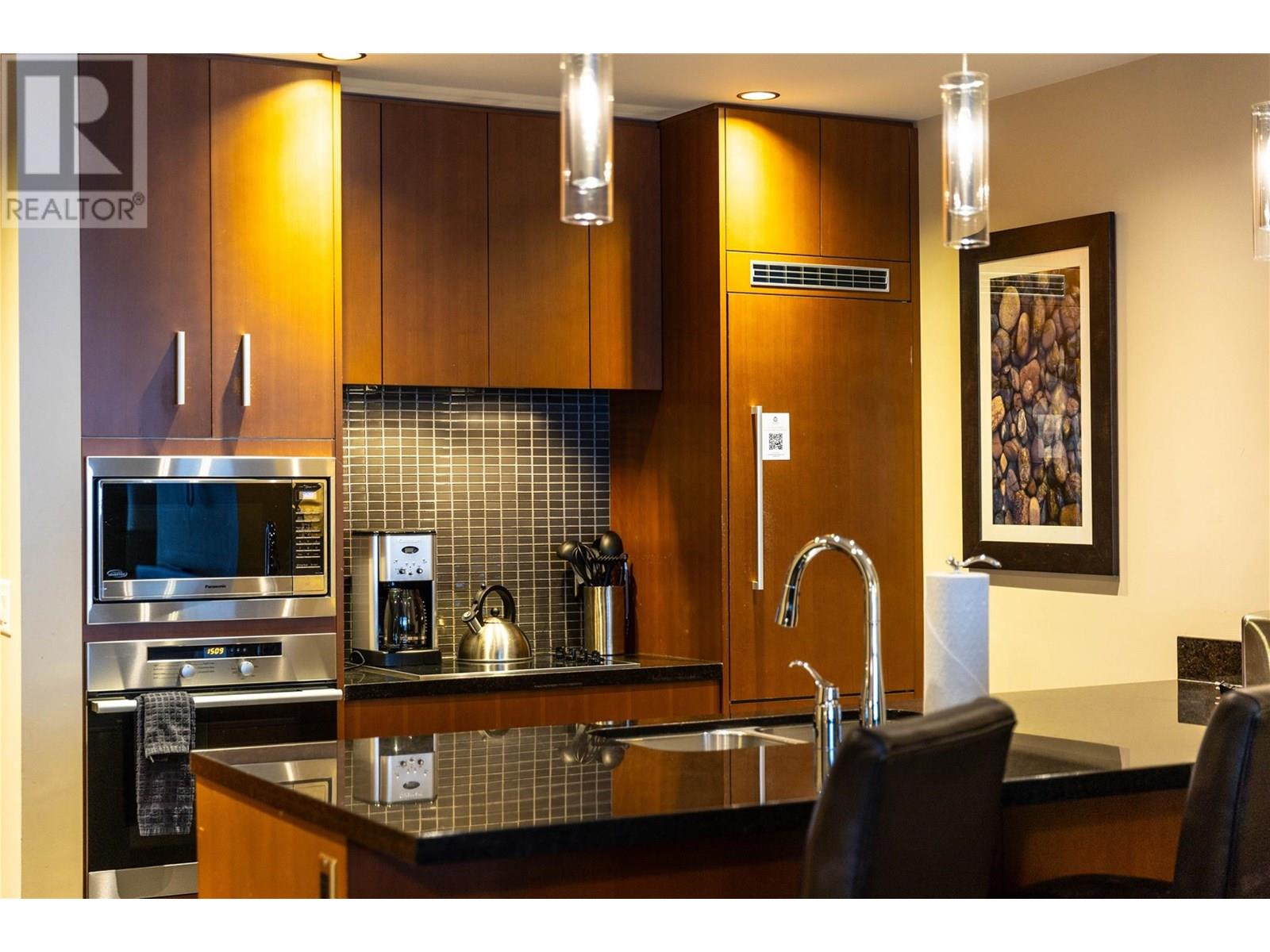 2950 Camozzi Road Unit# 2527, Revelstoke