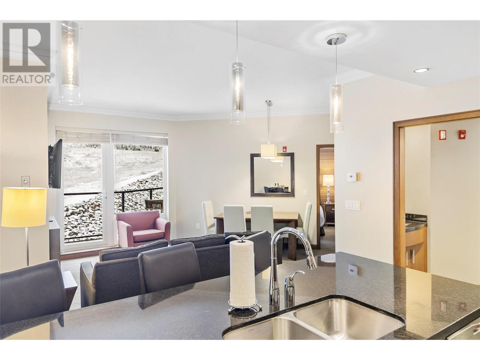 2950 Camozzi Road Unit# 2527, Revelstoke