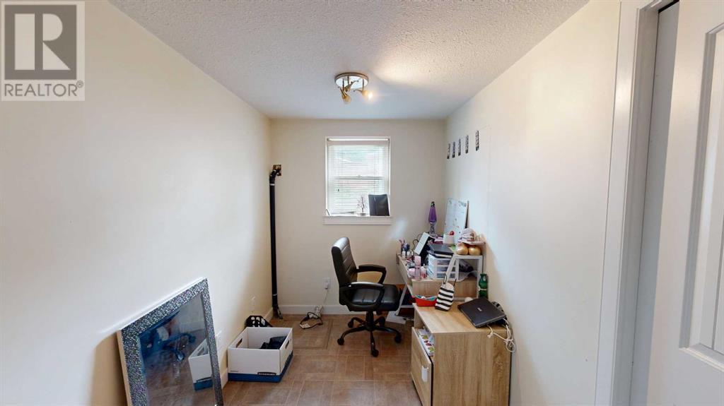 Single Family House Bungalow for Sale in   Street S Victoria Park Lethbridge 