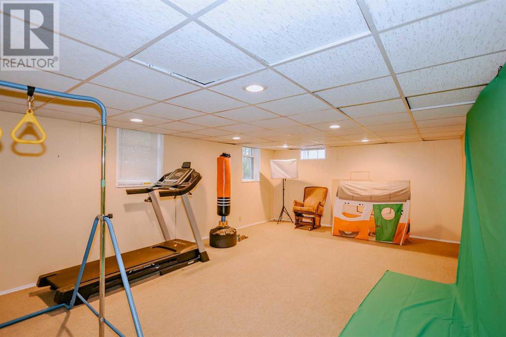 Single Family House for Sale in  Superior Avenue SW Scarboro Calgary 