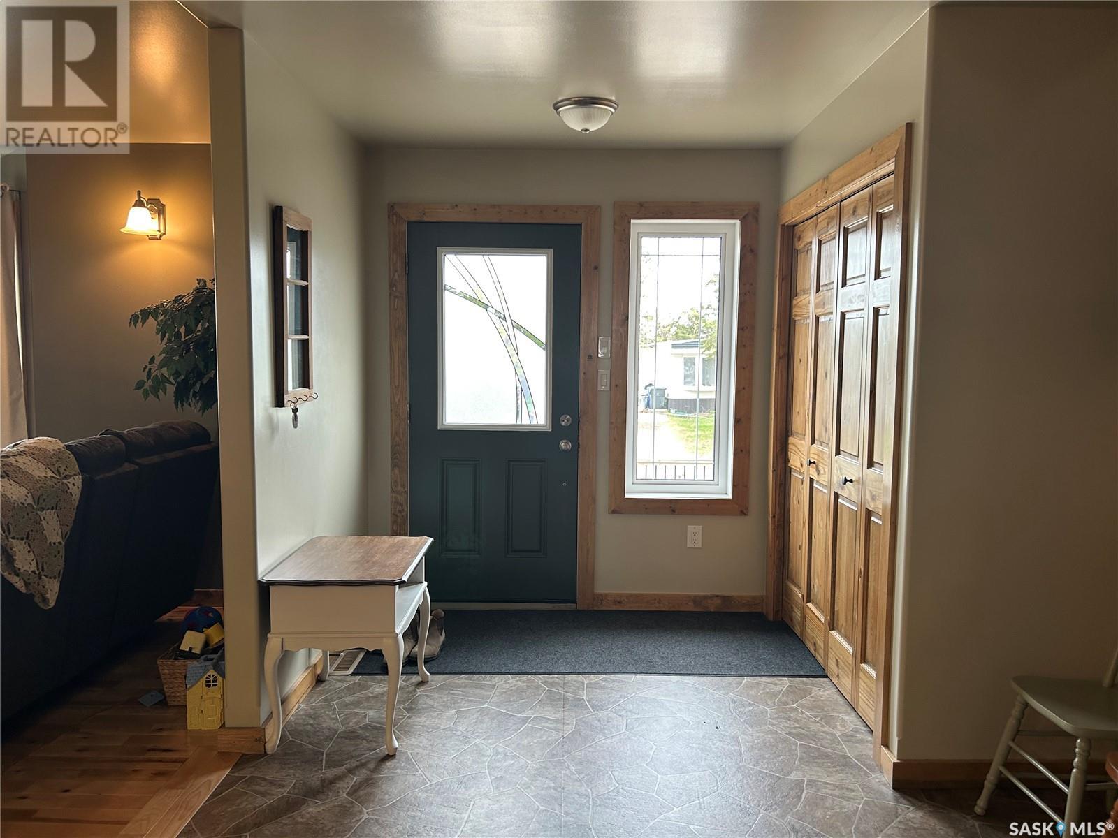 Photo 21 of 455 4th Street, Carrot River SK