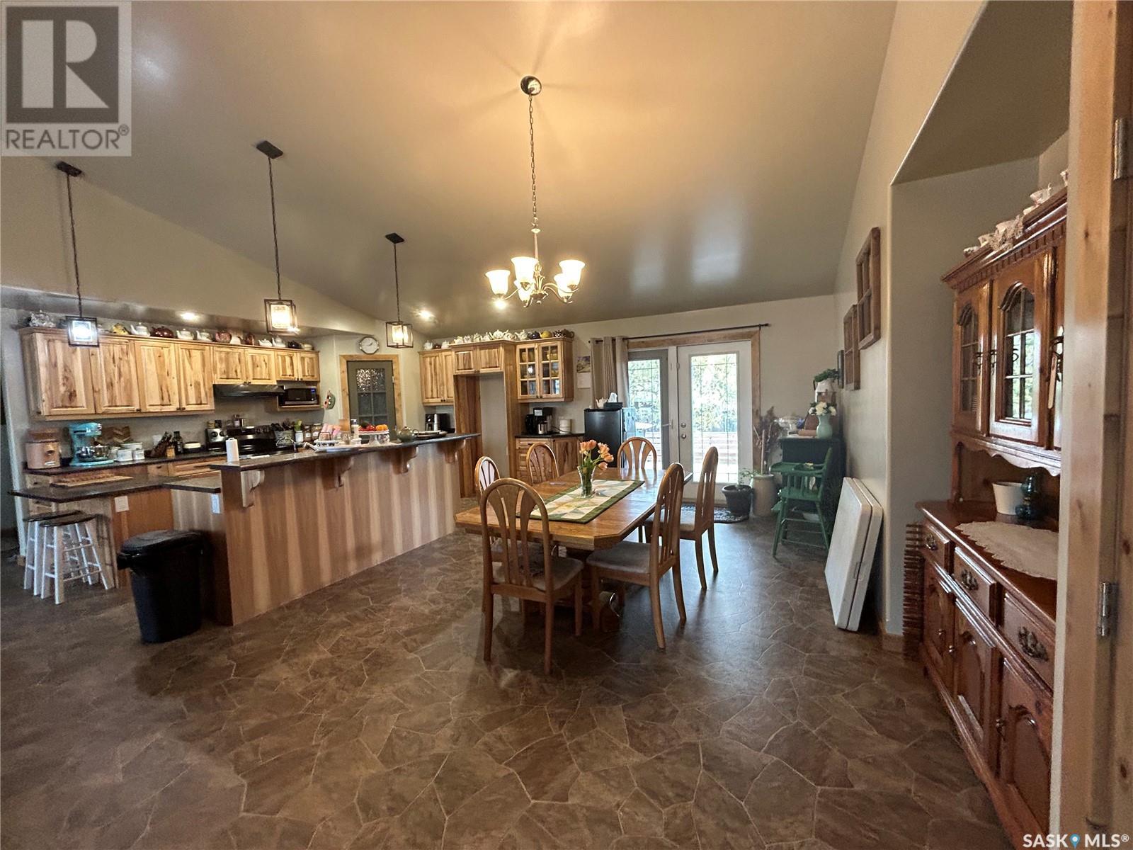 Photo 16 of 455 4th Street, Carrot River SK