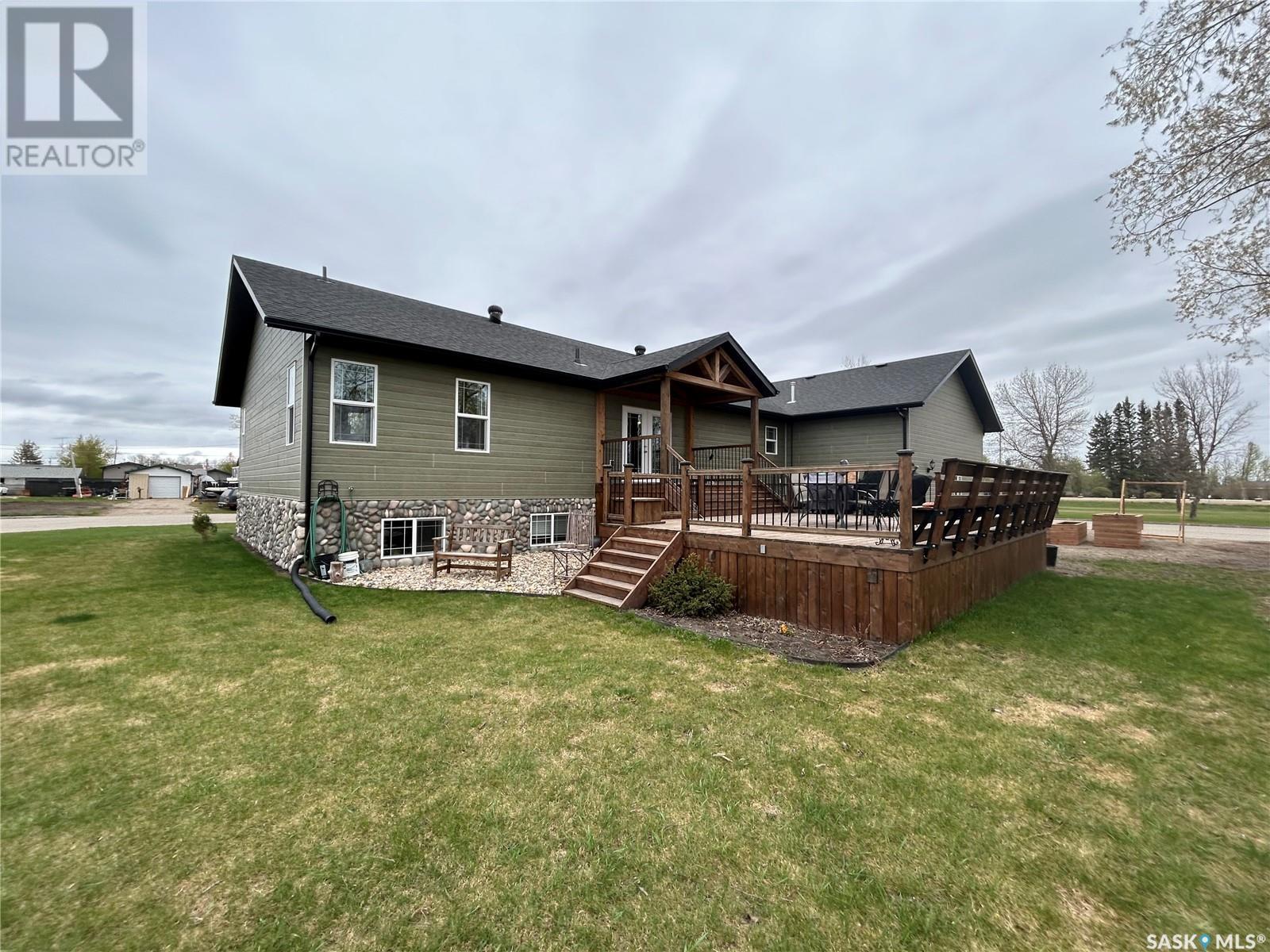 Photo 20 of 455 4th Street, Carrot River SK