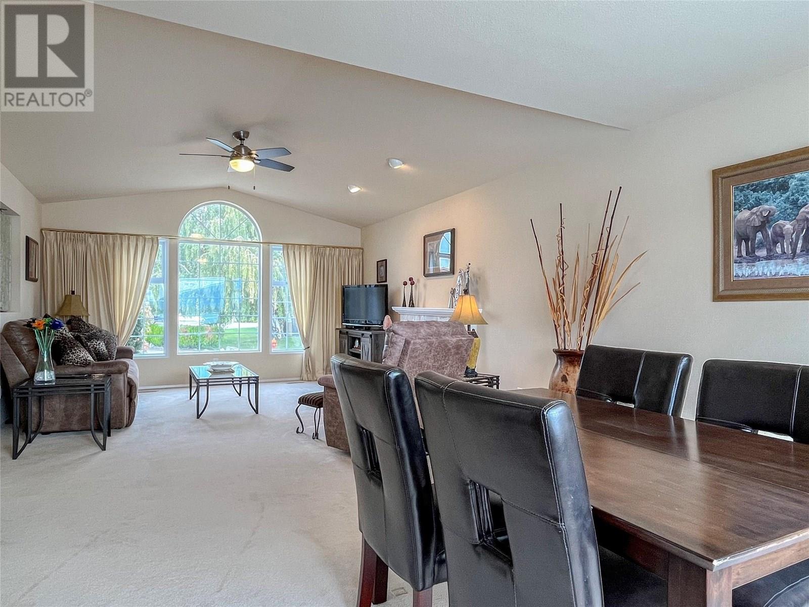 8 BAYVIEW Crescent, Osoyoos