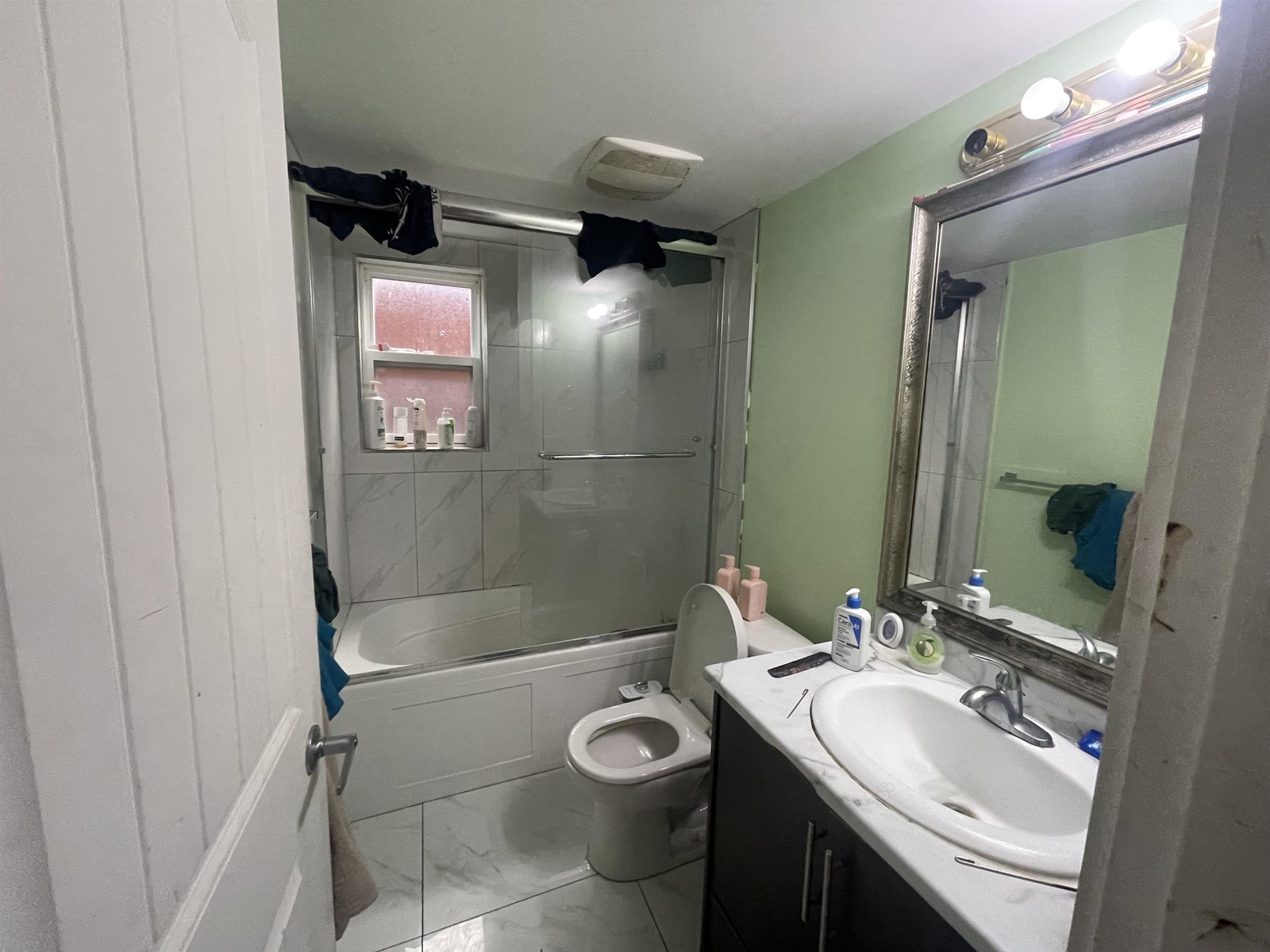 Photo 31 of 13538 84 Avenue, Surrey BC