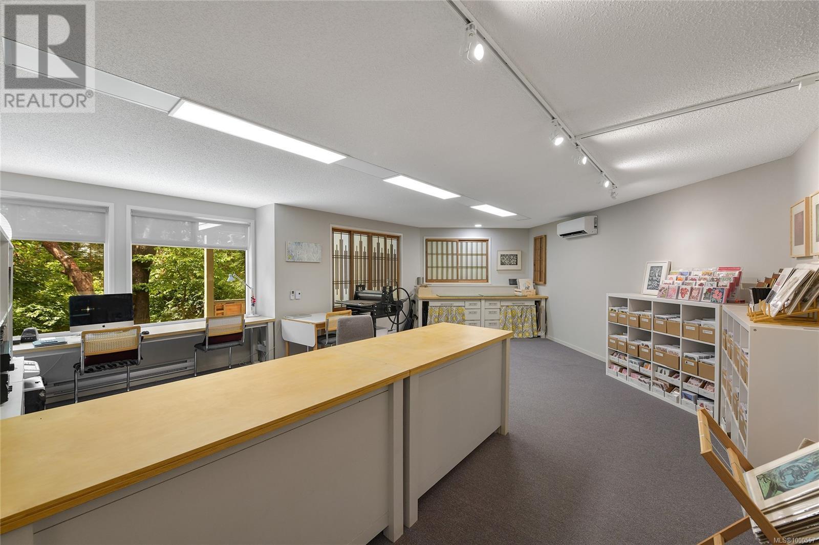  297 Wood Dale Drive, Mayne Island