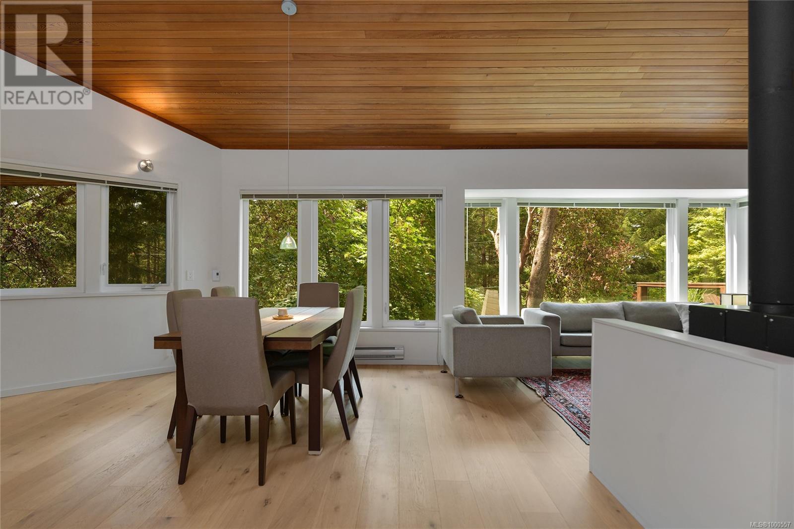  297 Wood Dale Drive, Mayne Island