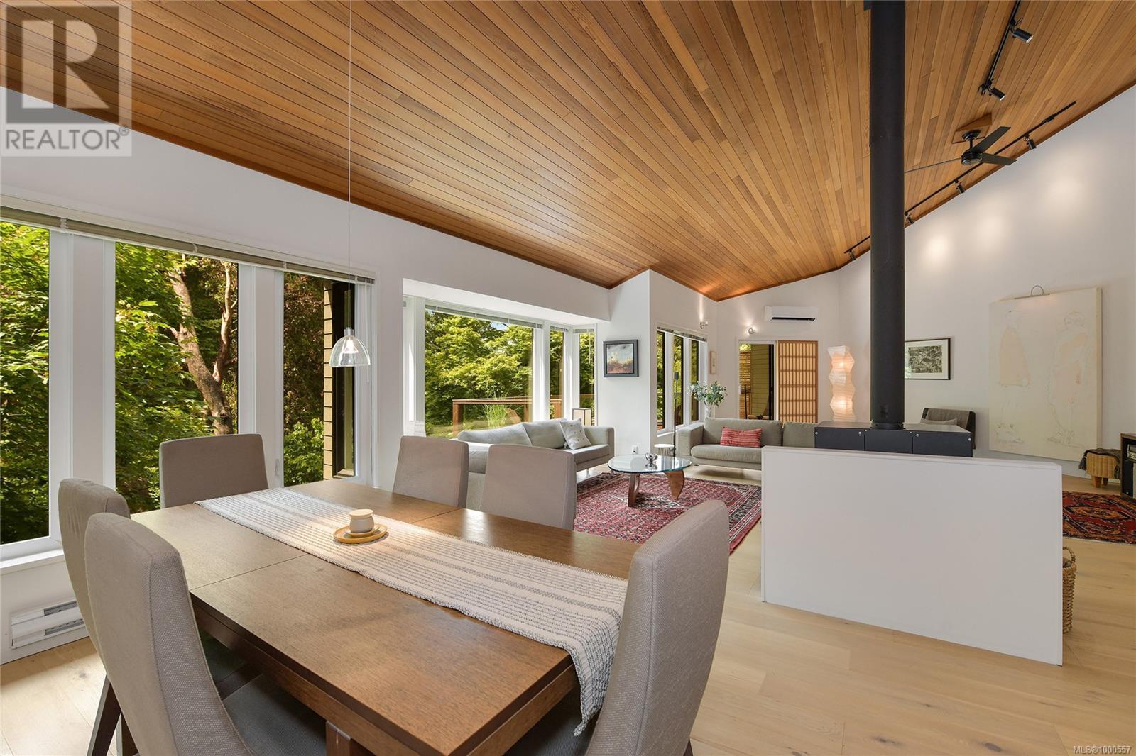  297 Wood Dale Drive, Mayne Island