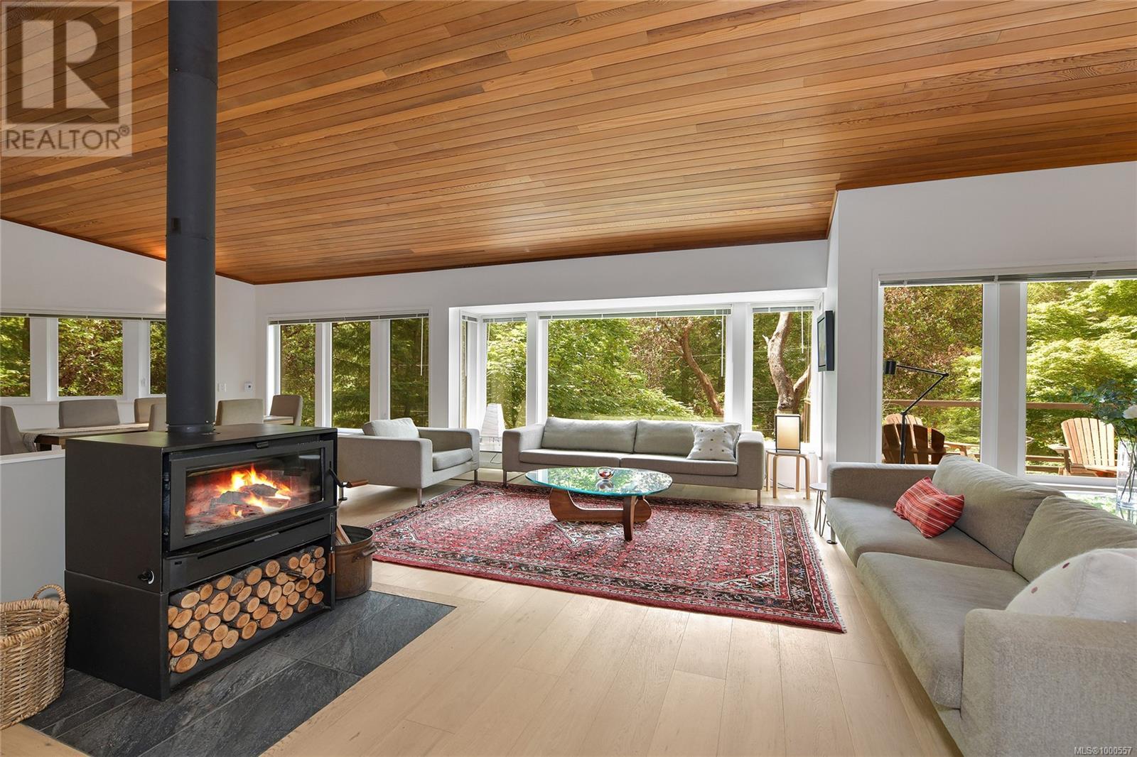  297 Wood Dale Drive, Mayne Island