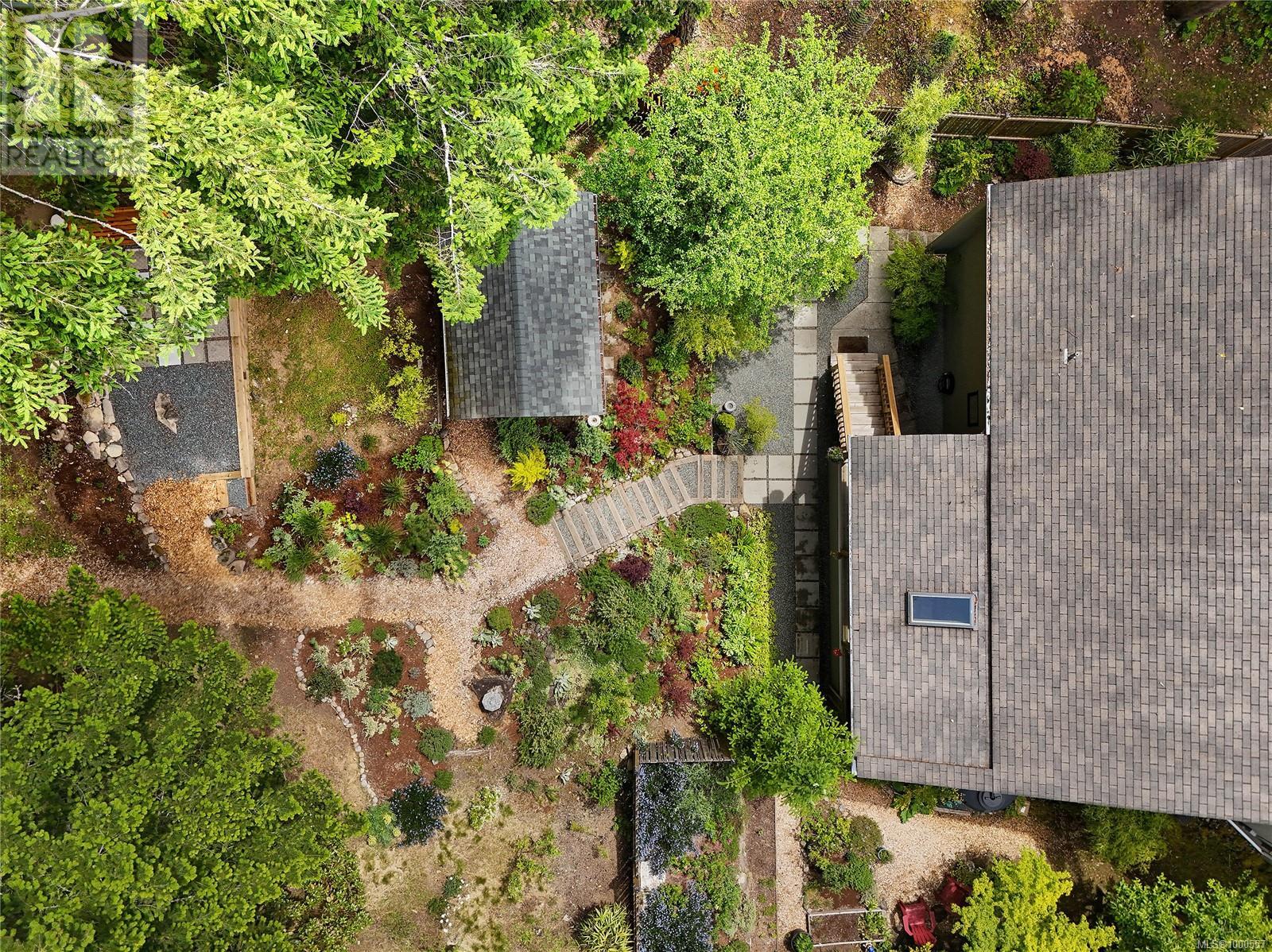  297 Wood Dale Drive, Mayne Island