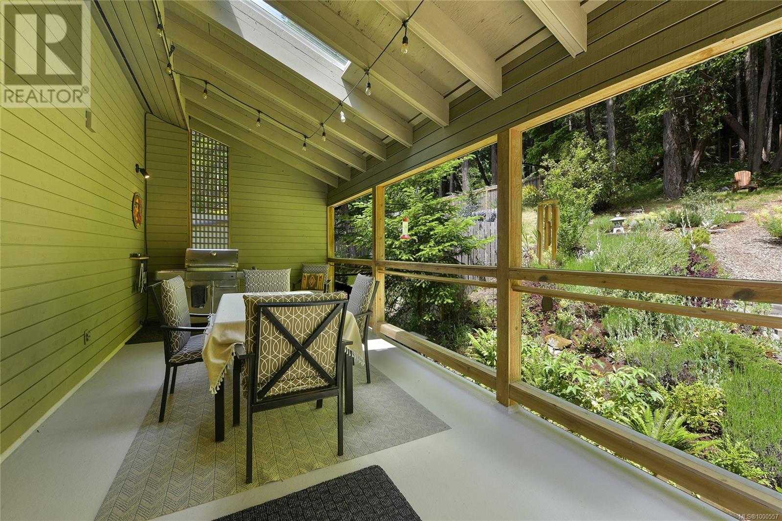  297 Wood Dale Drive, Mayne Island