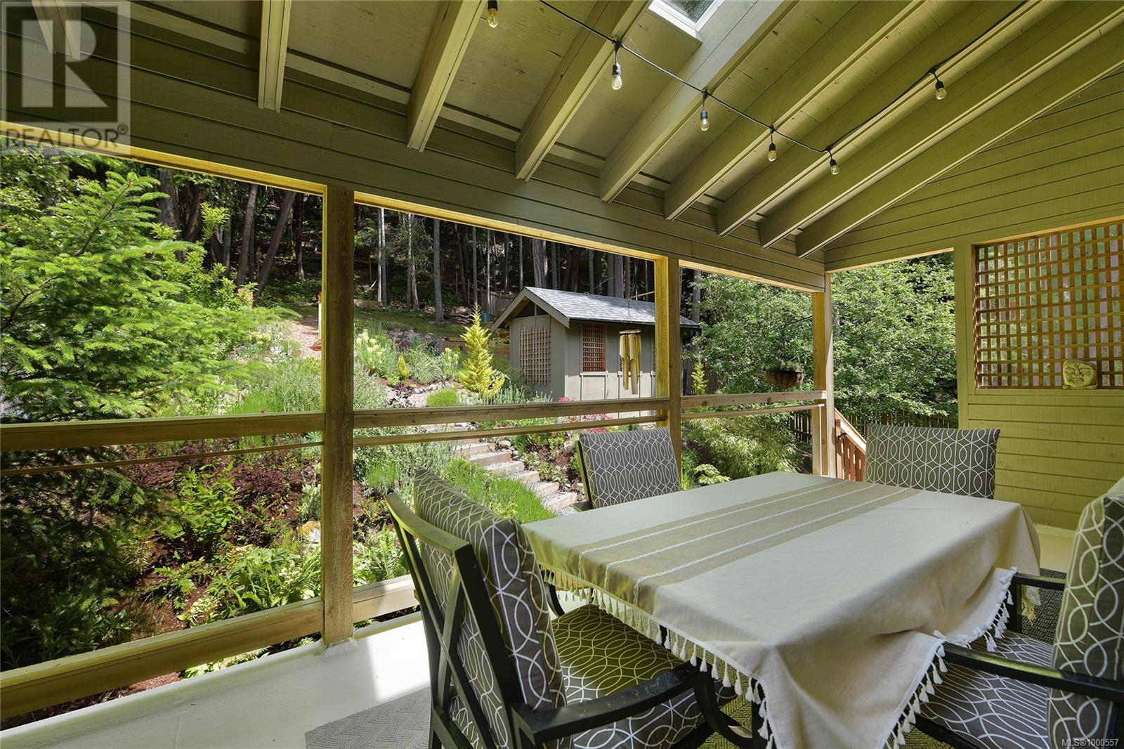  297 Wood Dale Drive, Mayne Island