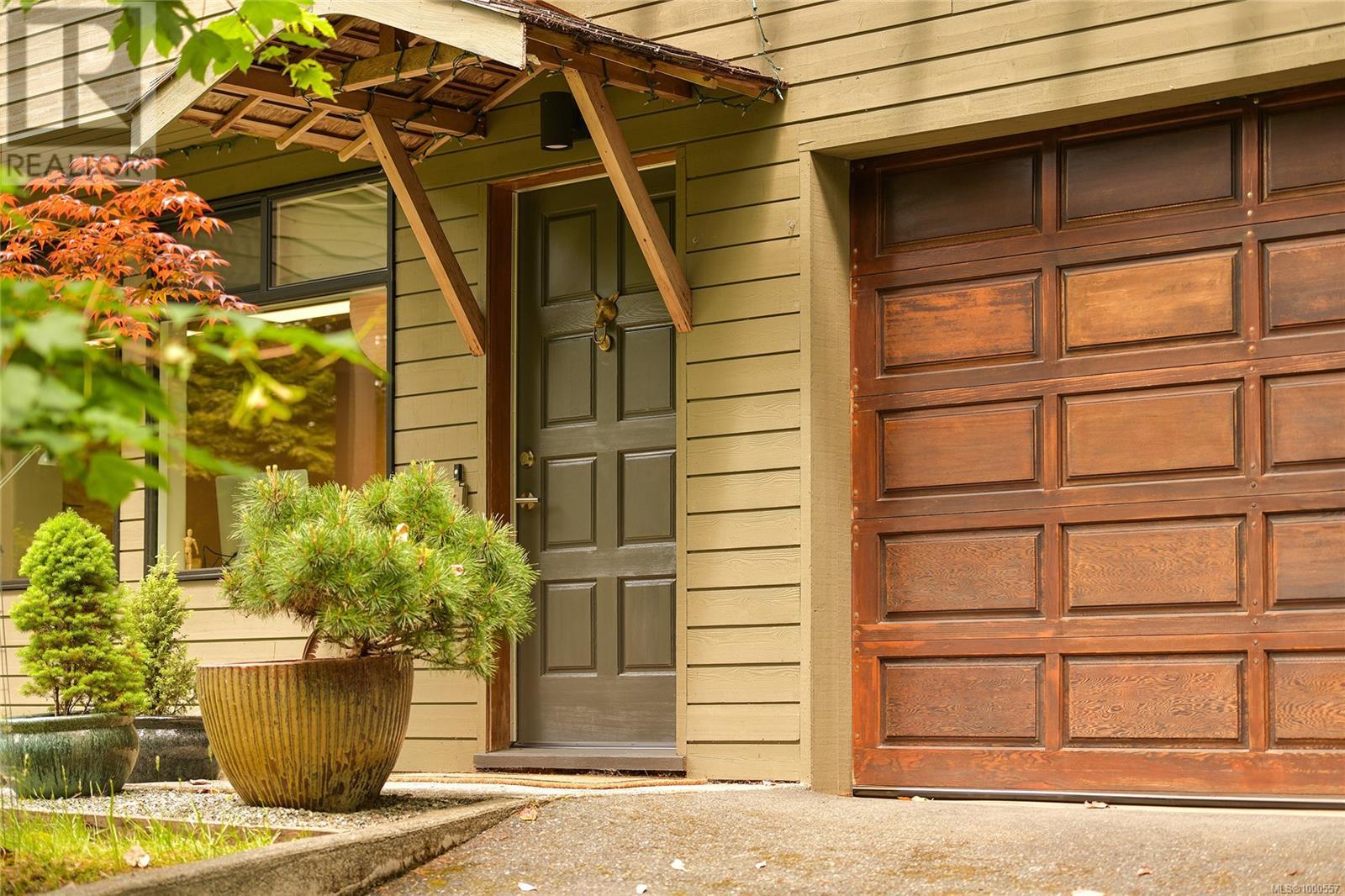  297 Wood Dale Drive, Mayne Island