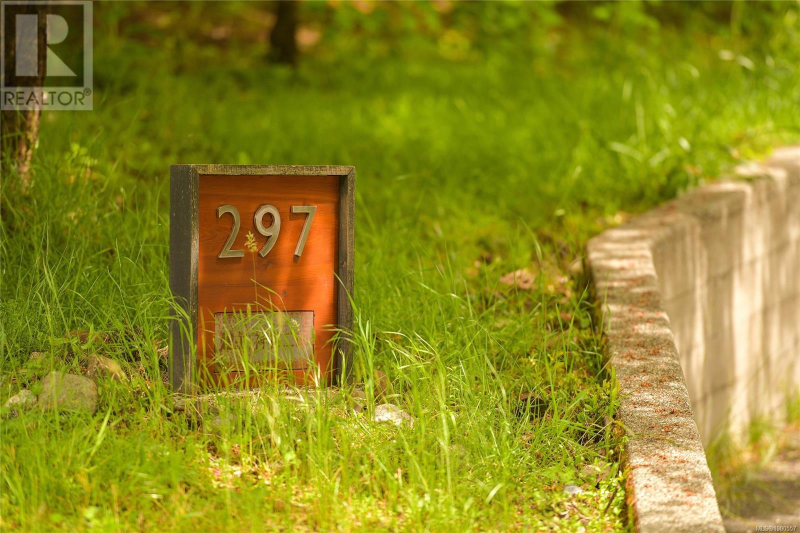  297 Wood Dale Drive, Mayne Island