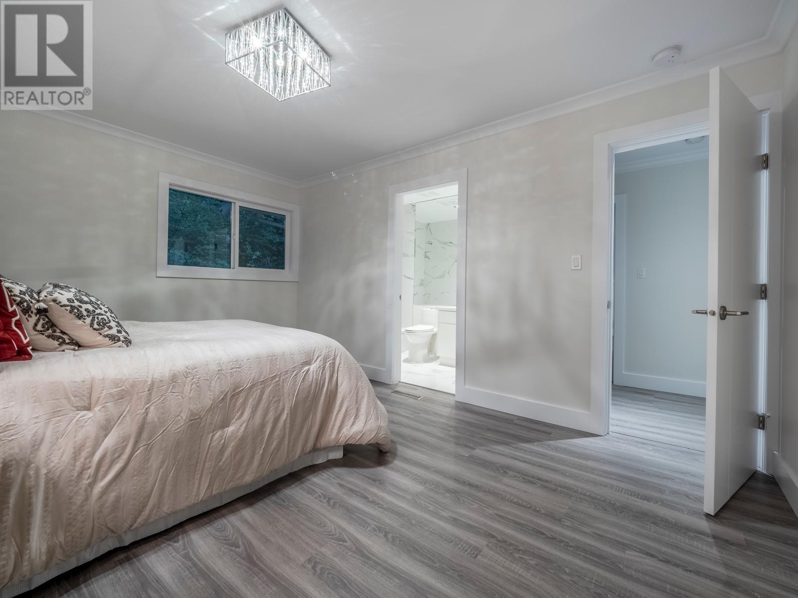 638 KING GEORGES WAY, West Vancouver