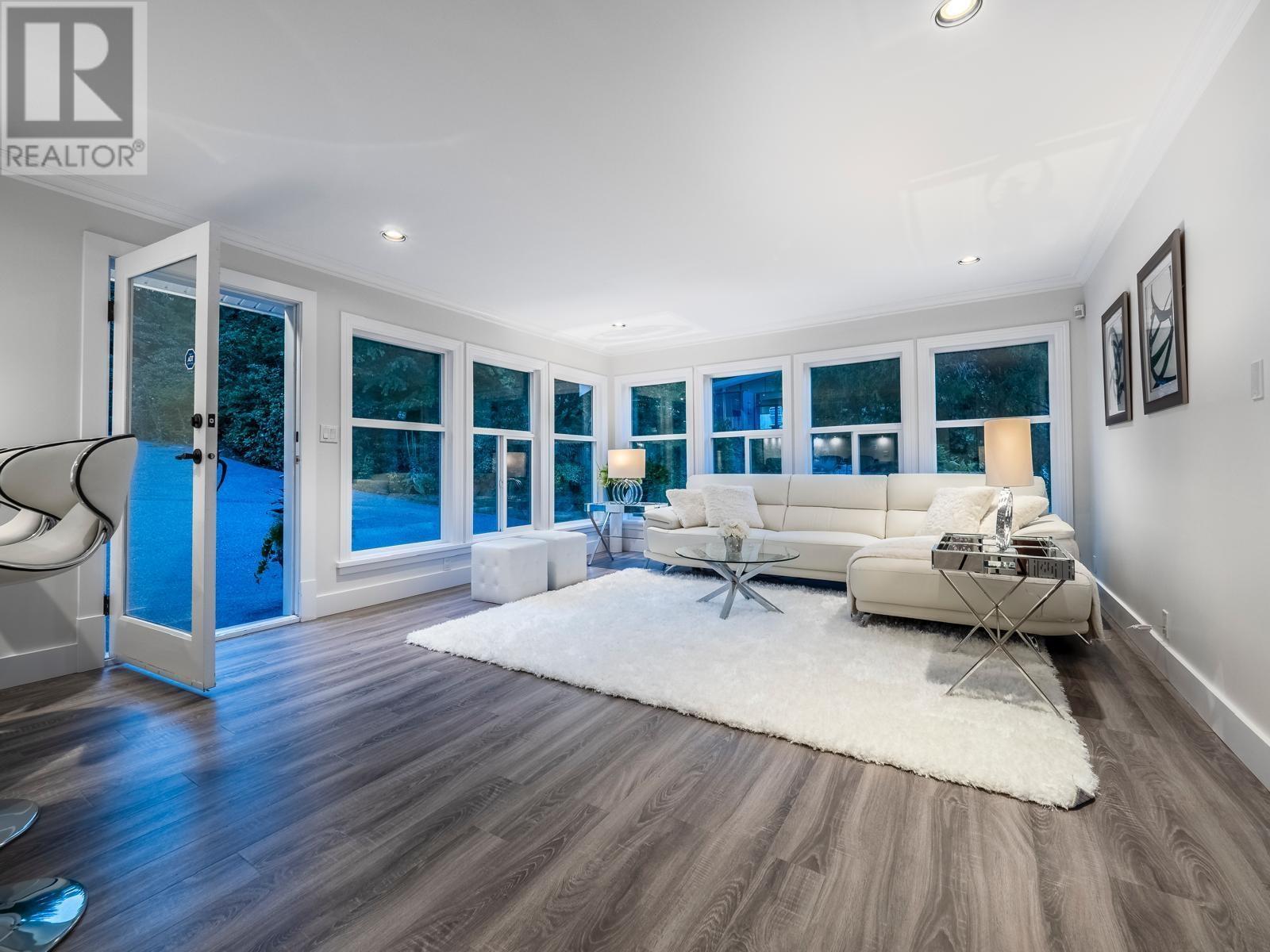 638 KING GEORGES WAY, West Vancouver