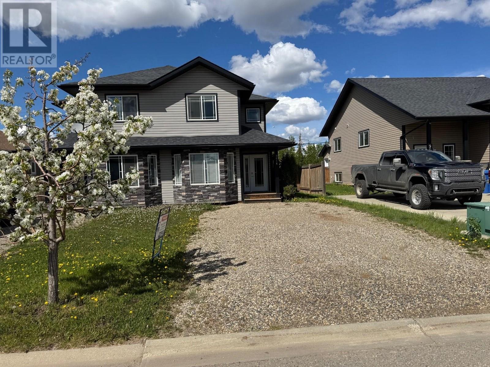 Photo 2 of 9616 118 Avenue, Fort St John BC