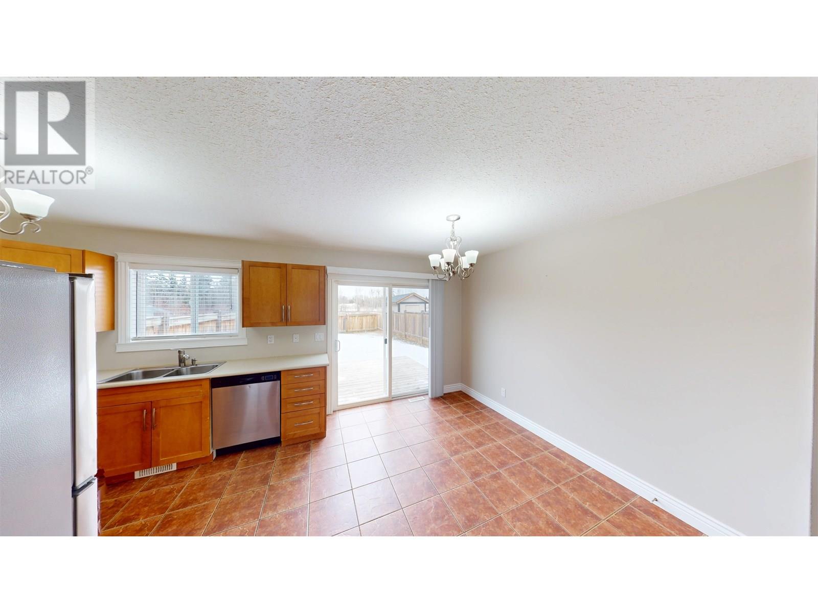 Photo 24 of 9616 118 Avenue, Fort St John BC