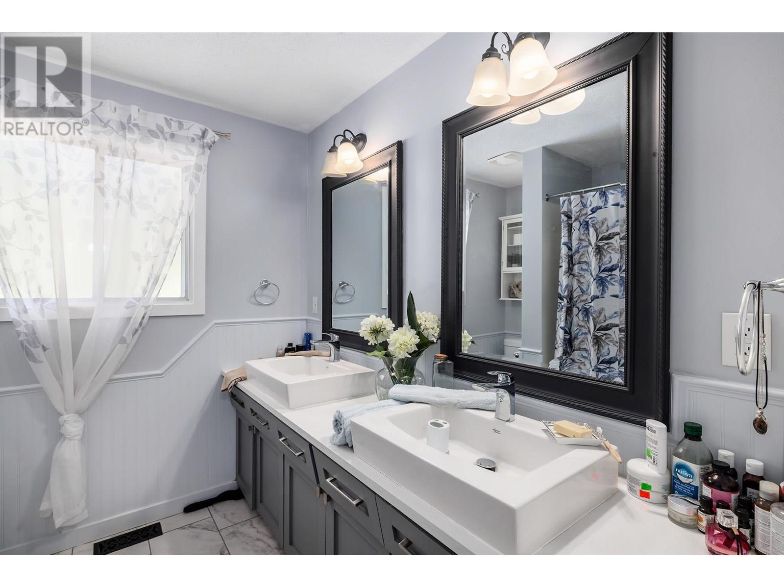  11175 Pretty Road, Lake Country