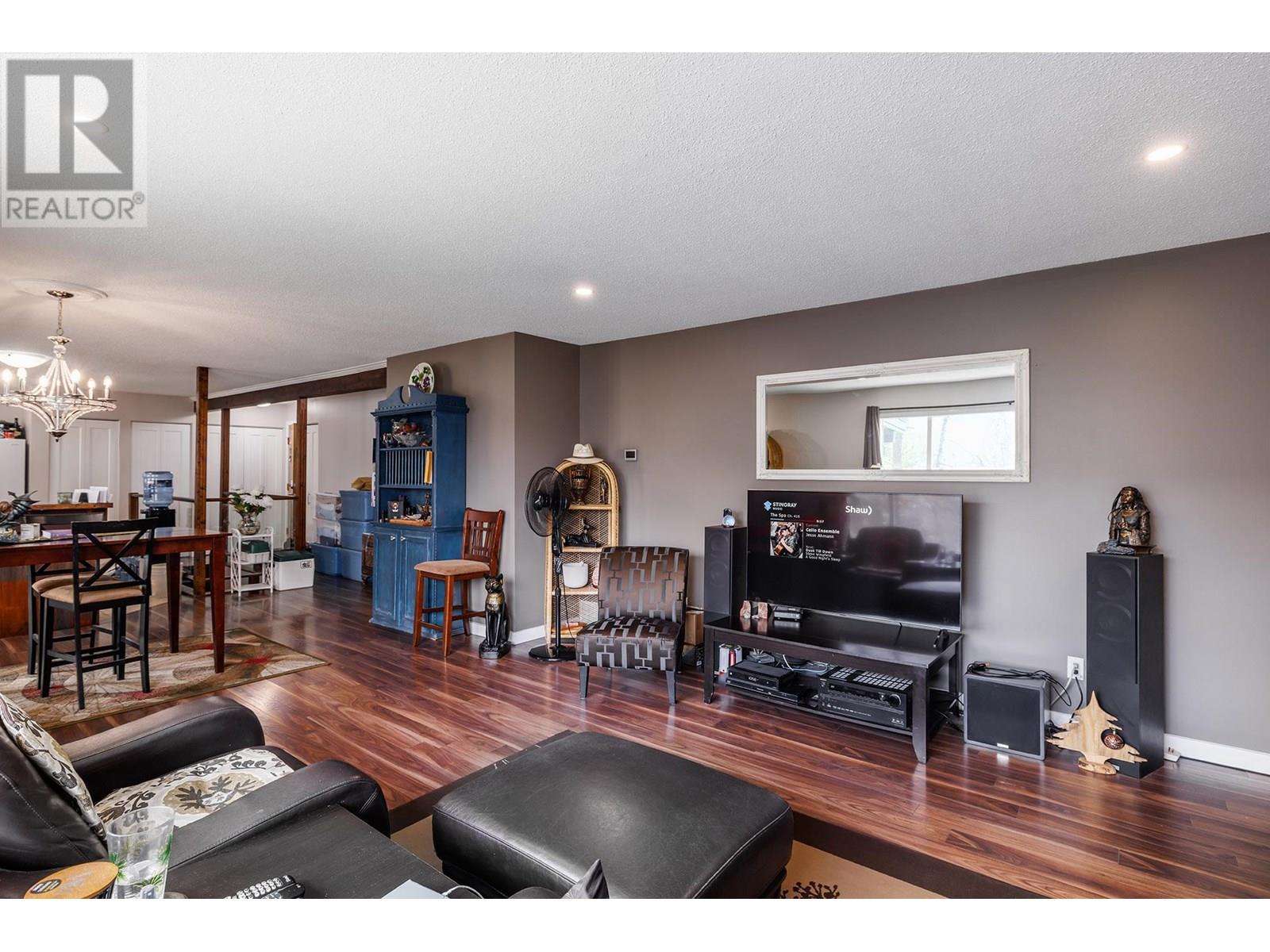  11175 Pretty Road, Lake Country
