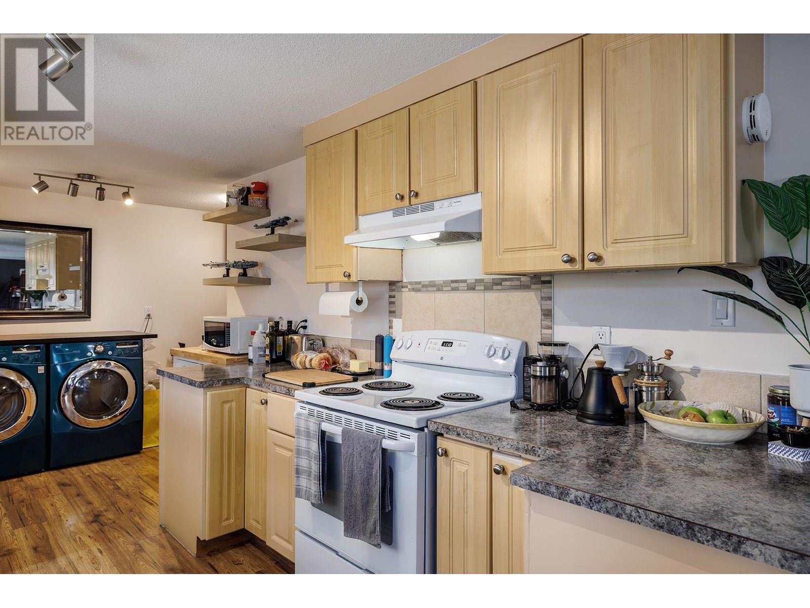  11175 Pretty Road, Lake Country