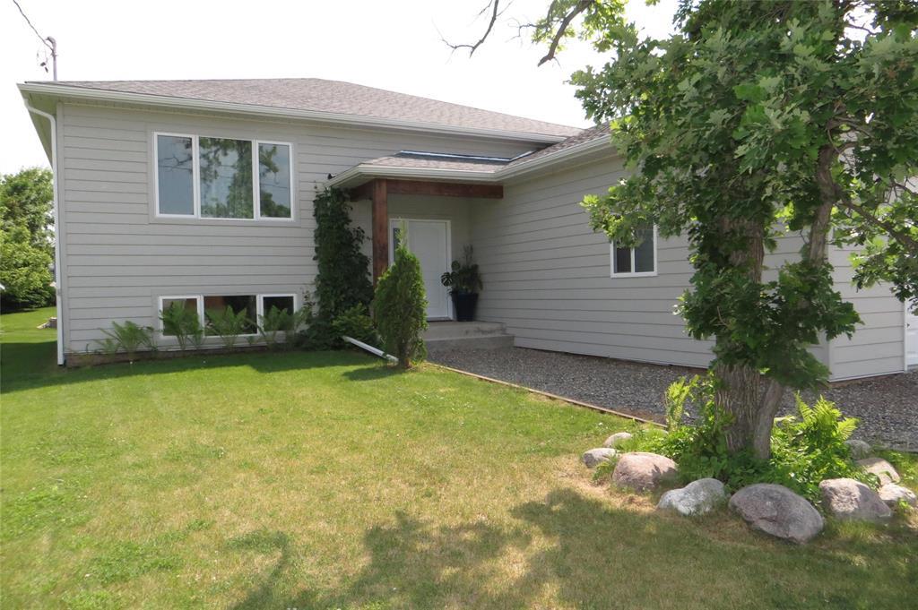 Photo 5 of 24 High Point Lane, Steinbach MB
