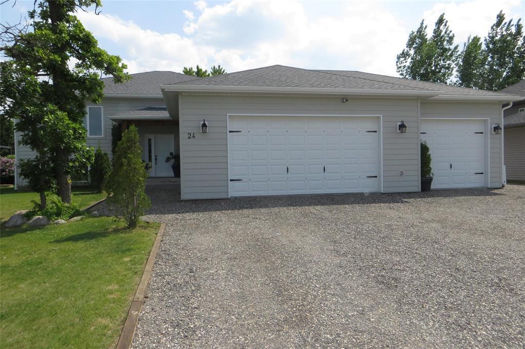 Photo 29 of 24 High Point Lane, Steinbach MB