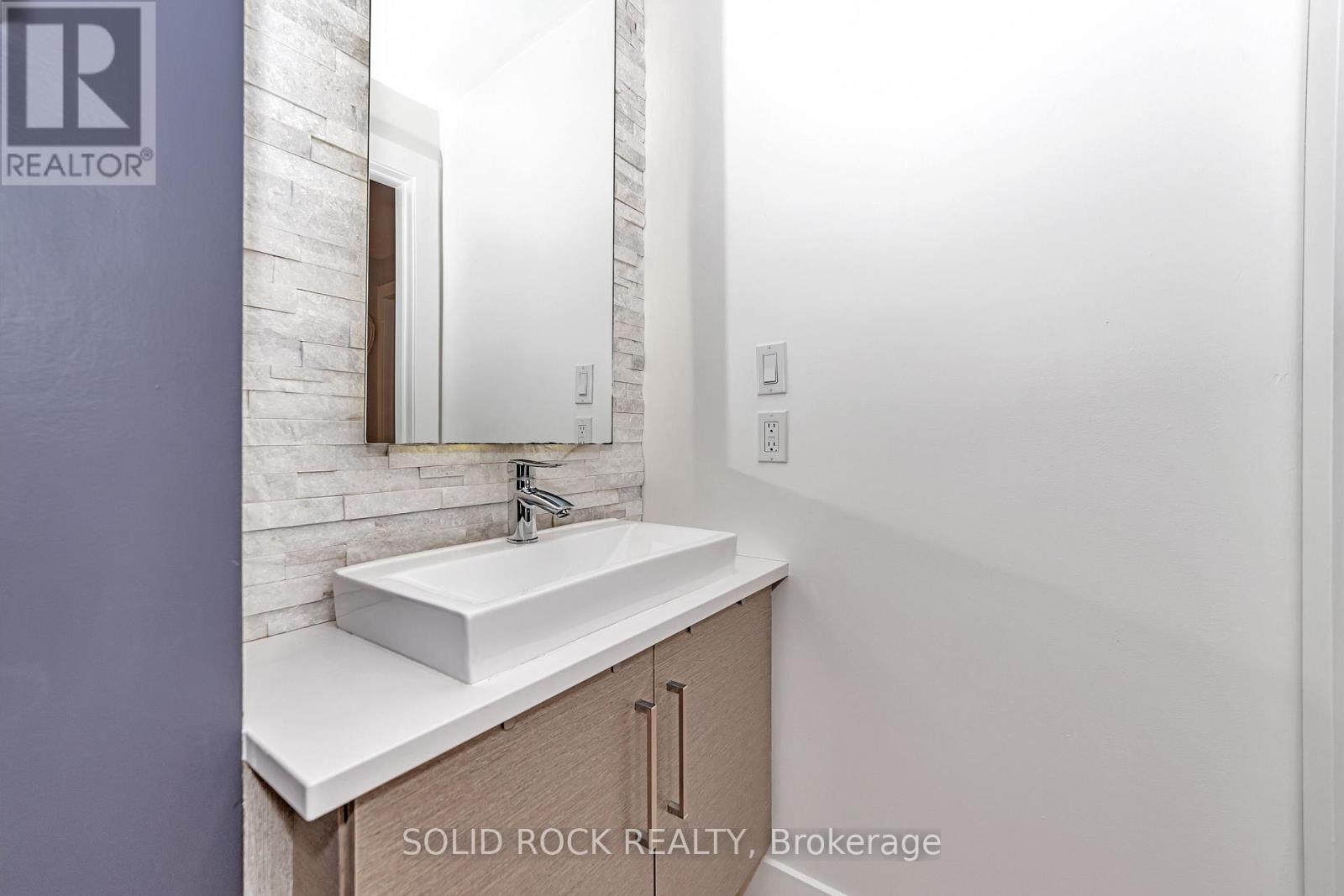 Photo 21 of 292 Currell Avenue, Ottawa ON