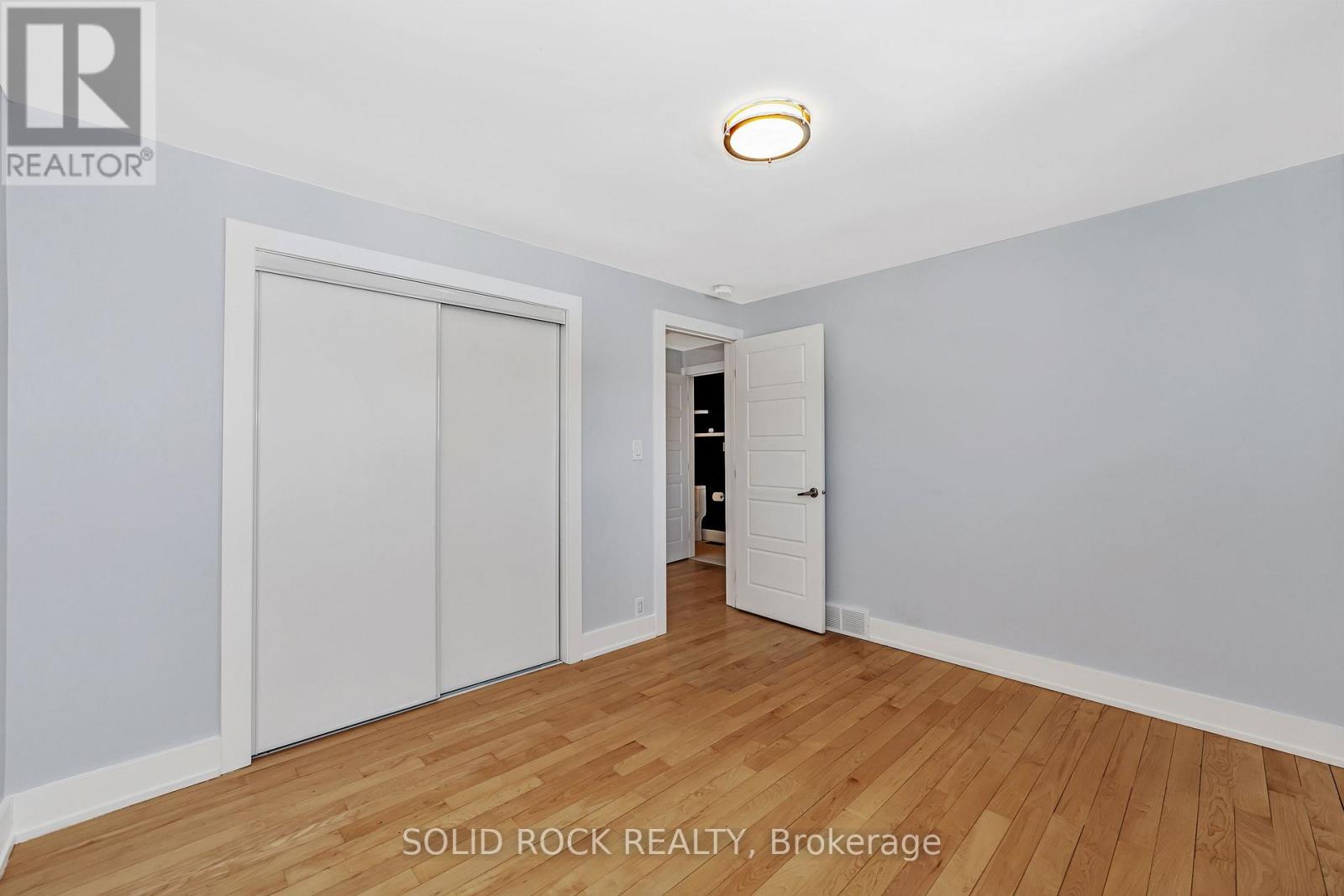 Photo 24 of 292 Currell Avenue, Ottawa ON
