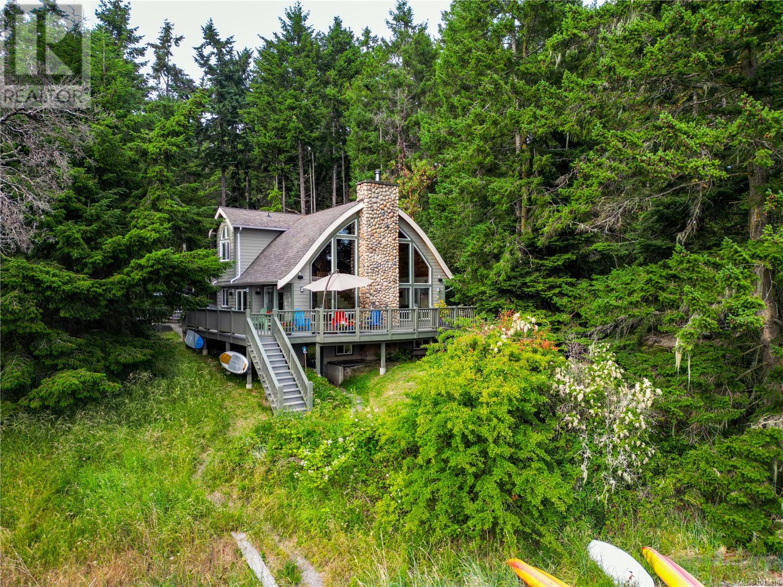  3 Mckenzie Crescent, Piers Island