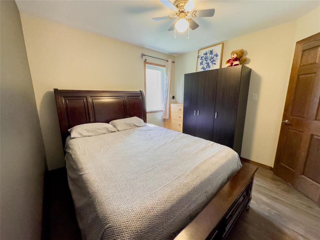 Photo 21 of 524 Morris Avenue, Selkirk MB
