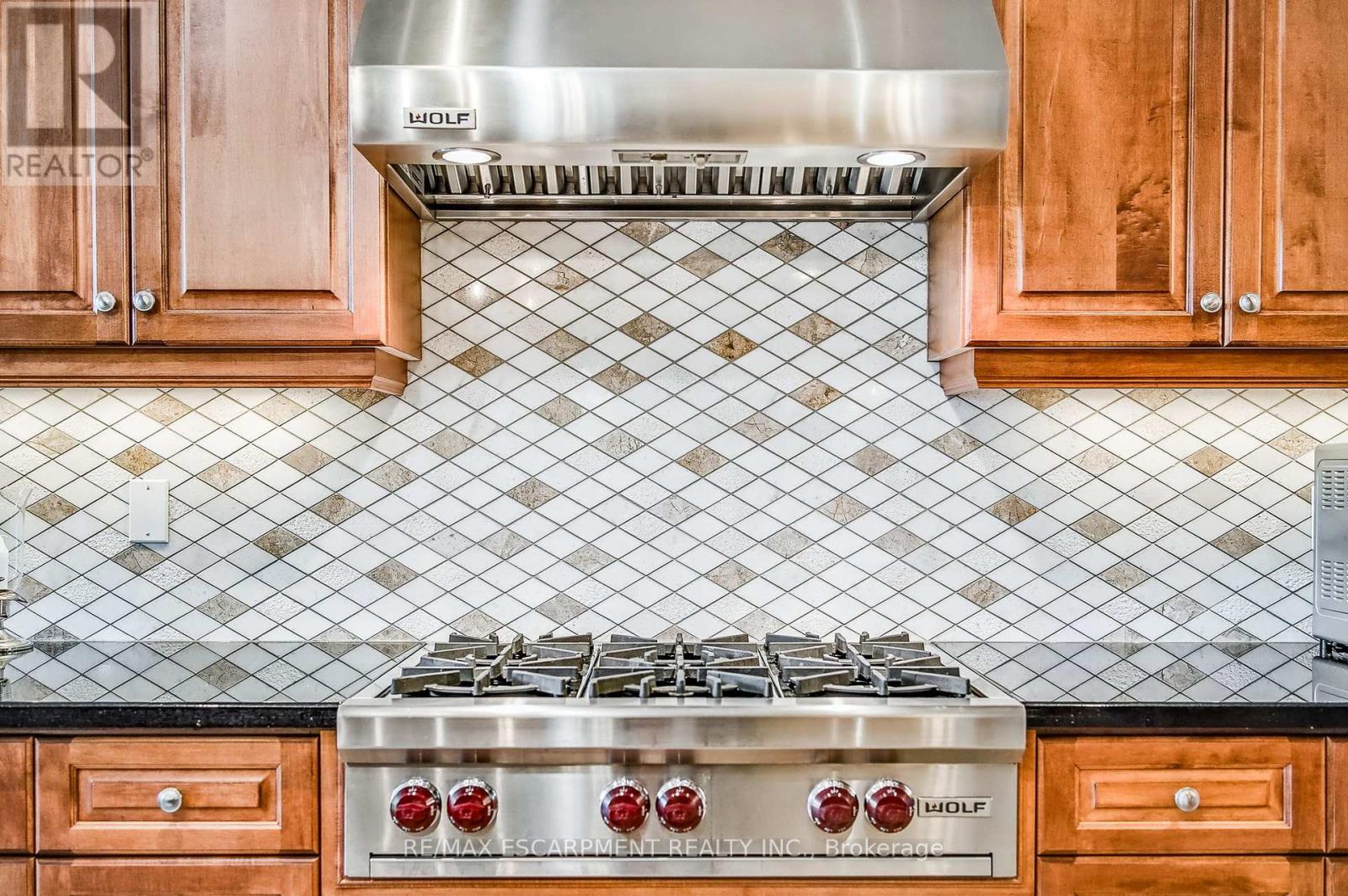 Photo 34 of 14 19 Simmonds Drive, Guelph ON