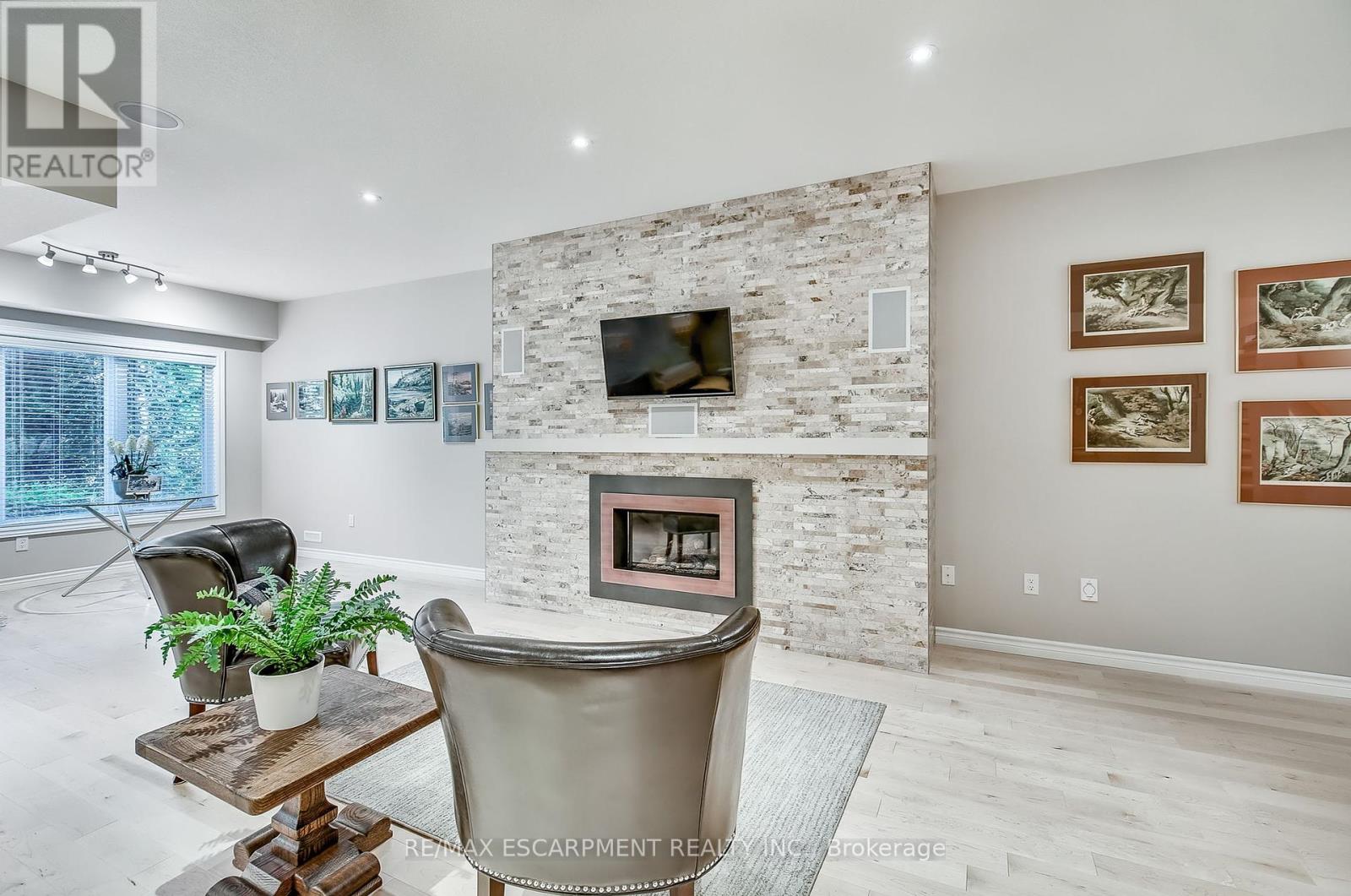 Photo 17 of 14 19 Simmonds Drive, Guelph ON